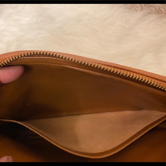 LV sac sport monogram clutch - Picture 7 of 9